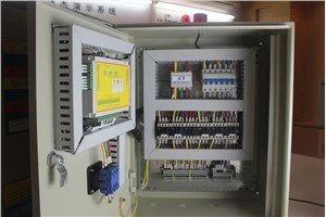 Програмска логичка контролна табла од 0,75 до 250 кВ металног ормарића